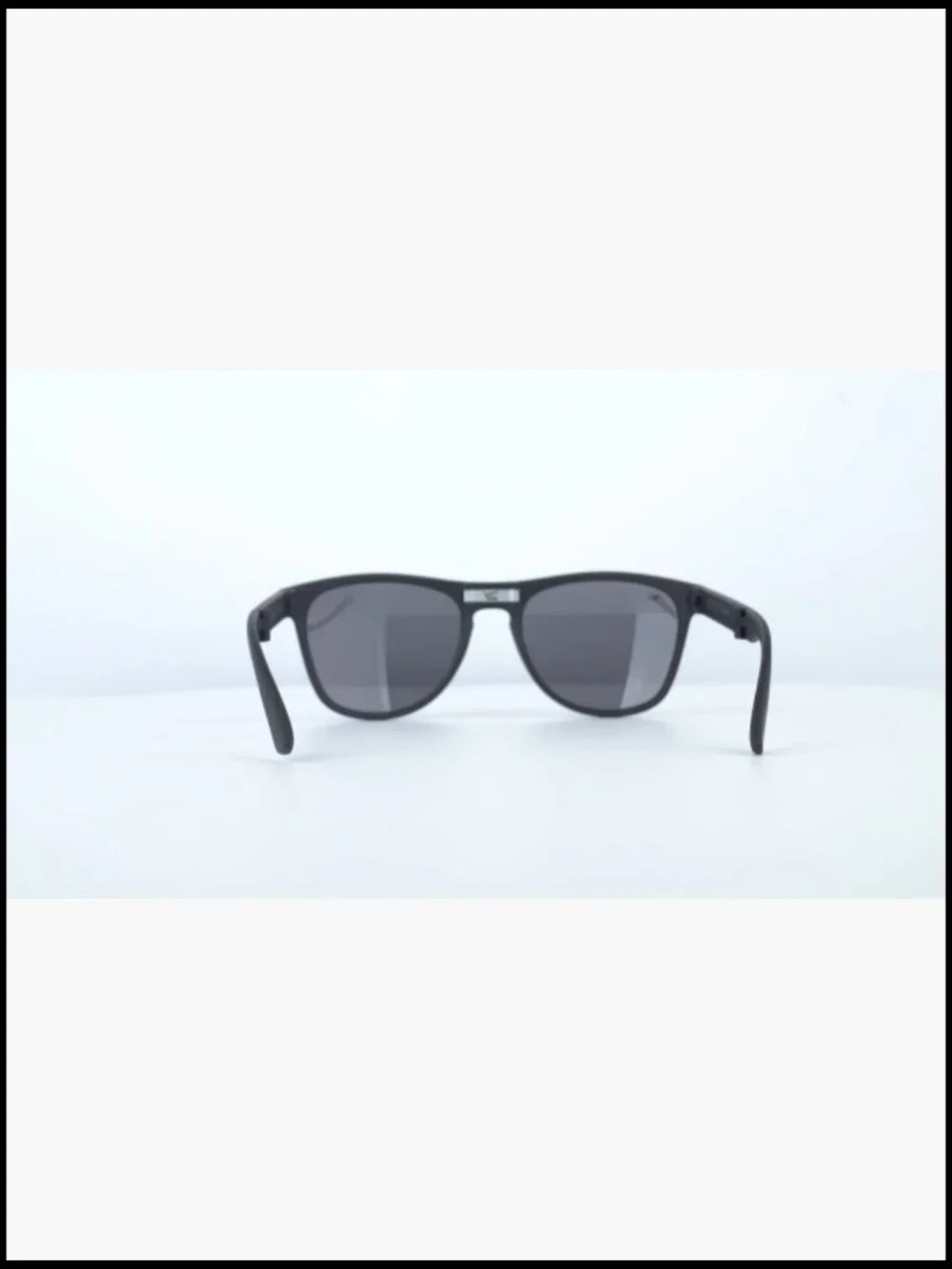 Foldable Polarized Sunglasses with UV400 Protection Folding Case